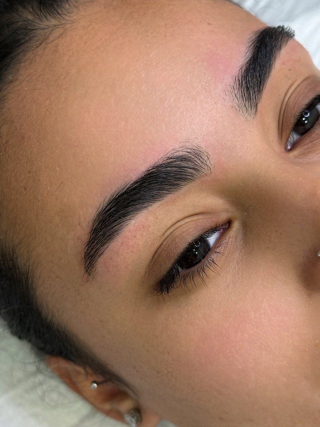 Brow shaping and lamination at She. beauty salon Porto